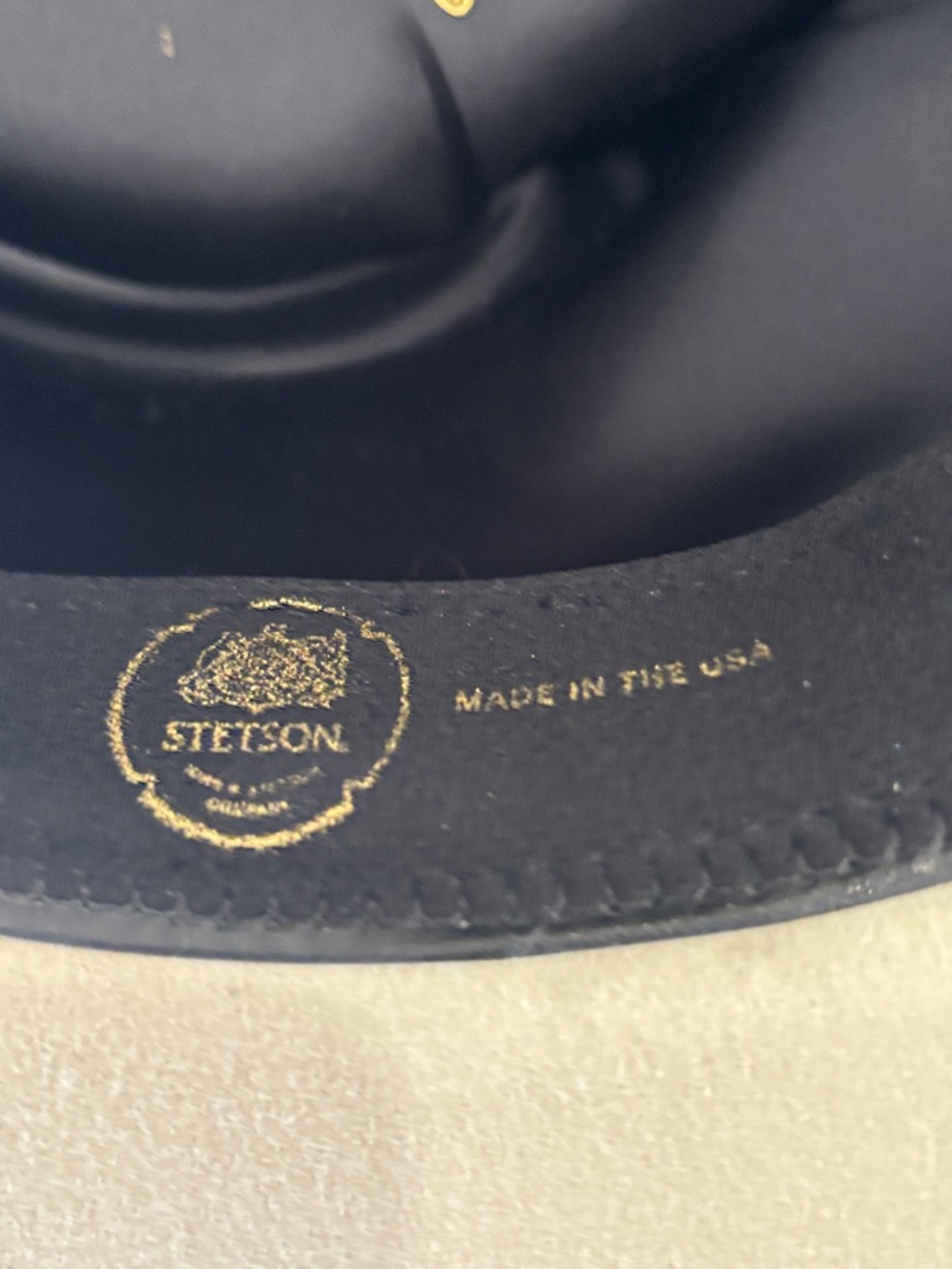 Stetson Men’s Cream Felt Ranch Hat with Feather Trim - Picture 8 of 8